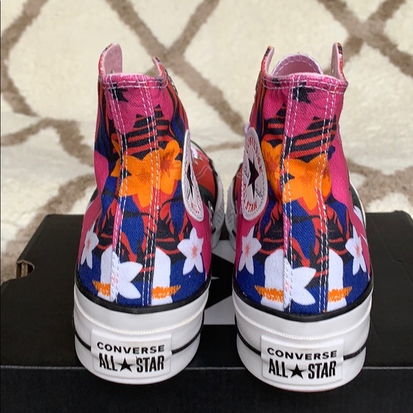 CONVERSE CTAS LIFT HI PLATFORM WMNS - Picture 6 of 16